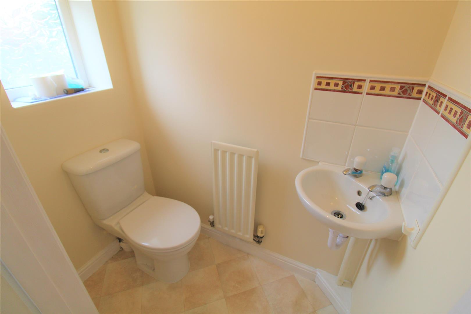 Lakeside Close, Etruria, Stoke-On-Trent